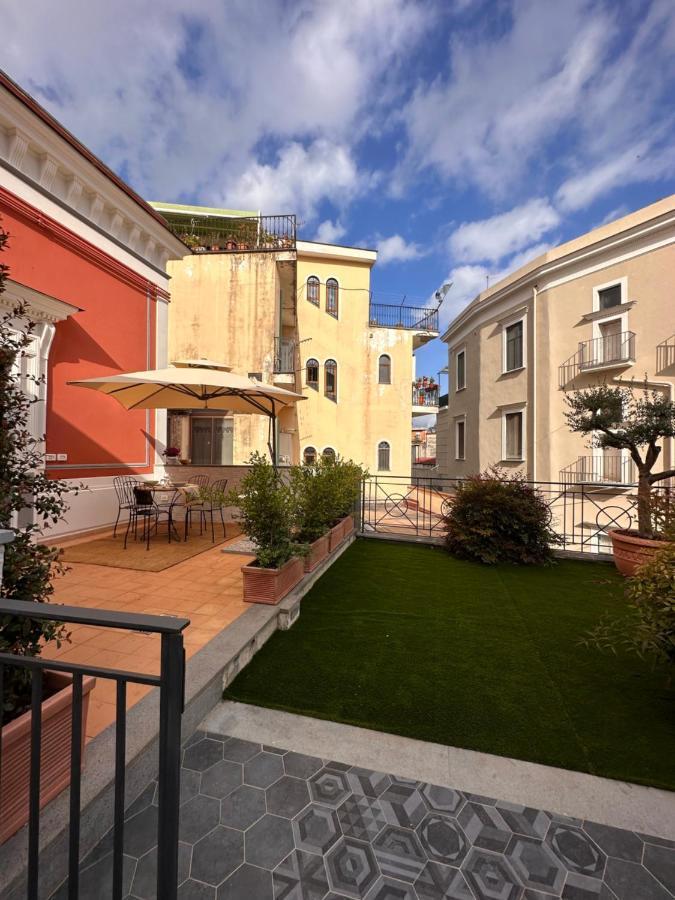 Zara Palace - Tasso Scafati Exterior foto